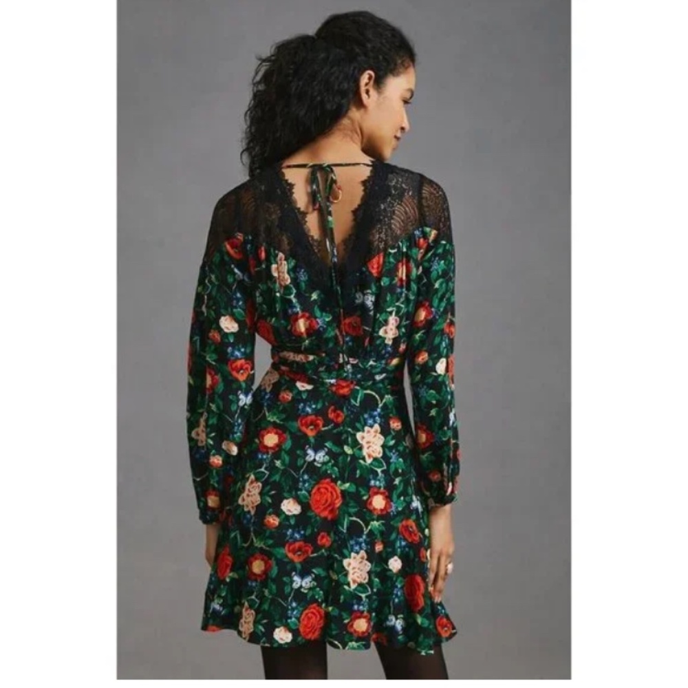 NWT Anthropologie Lacy V-Neck Mini Dress 4 Black Floral Long Sleeve Fit & Flare